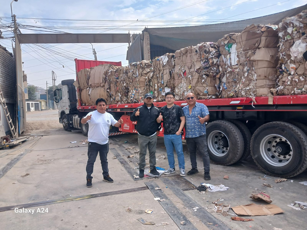 Horizontal Cardboard Compactor