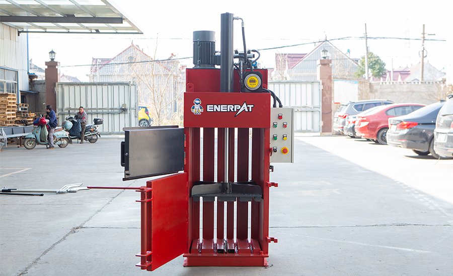 vertical baler